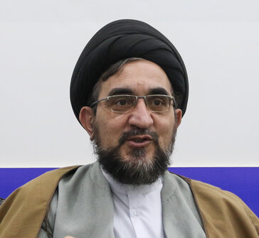 حجة الإسلام والمسلمين حسيني مطلق